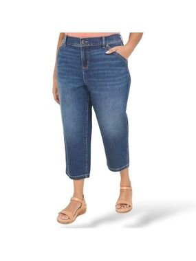 LANE BRYANT Cotton Blend Stretch Mid-Rise Boyfriend Capri Flex Magic Waistband